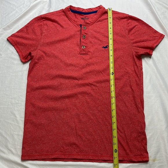 Mens Hollister 3 button red shirt size small,60%cotton and 40%polyester. - Picture 5 of 9